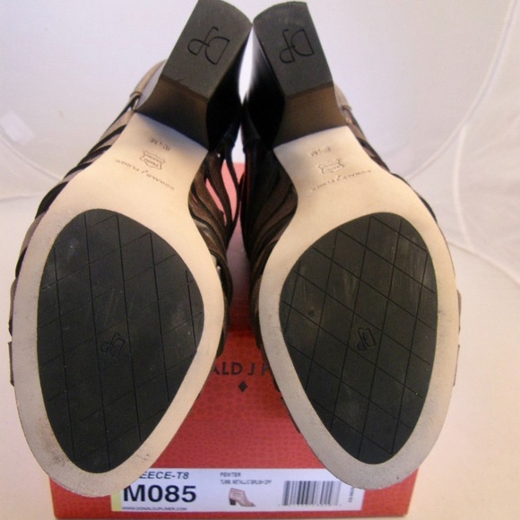 Donald J. Pliner Open toe zip booties, Size 8.5 - Picture 3 of 6